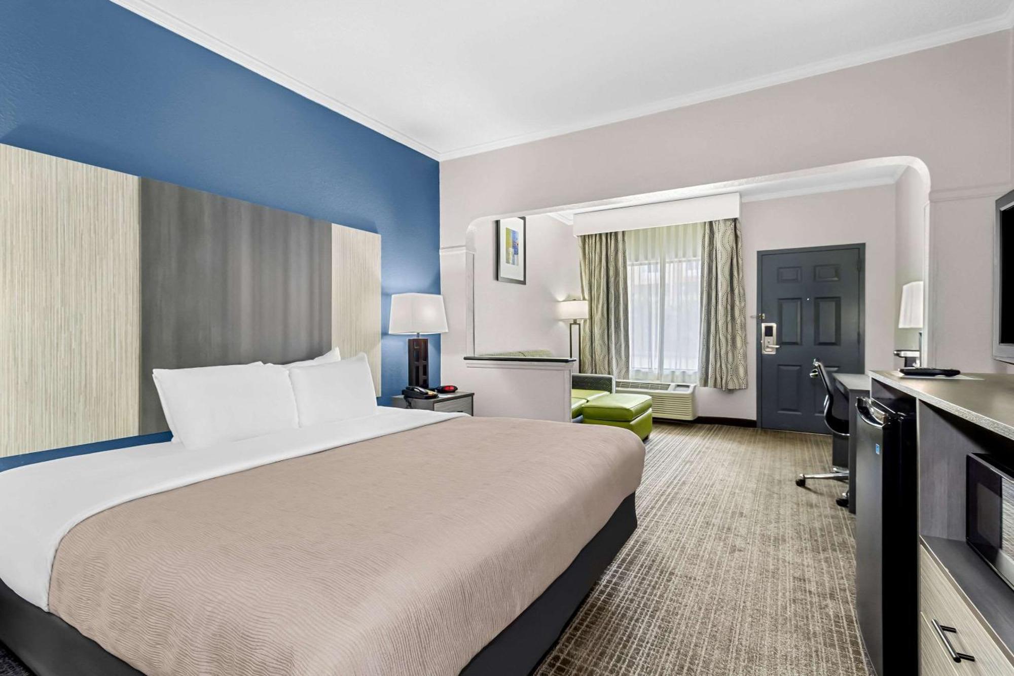 Quality Inn & Suites Florence Civic Center מראה חיצוני תמונה