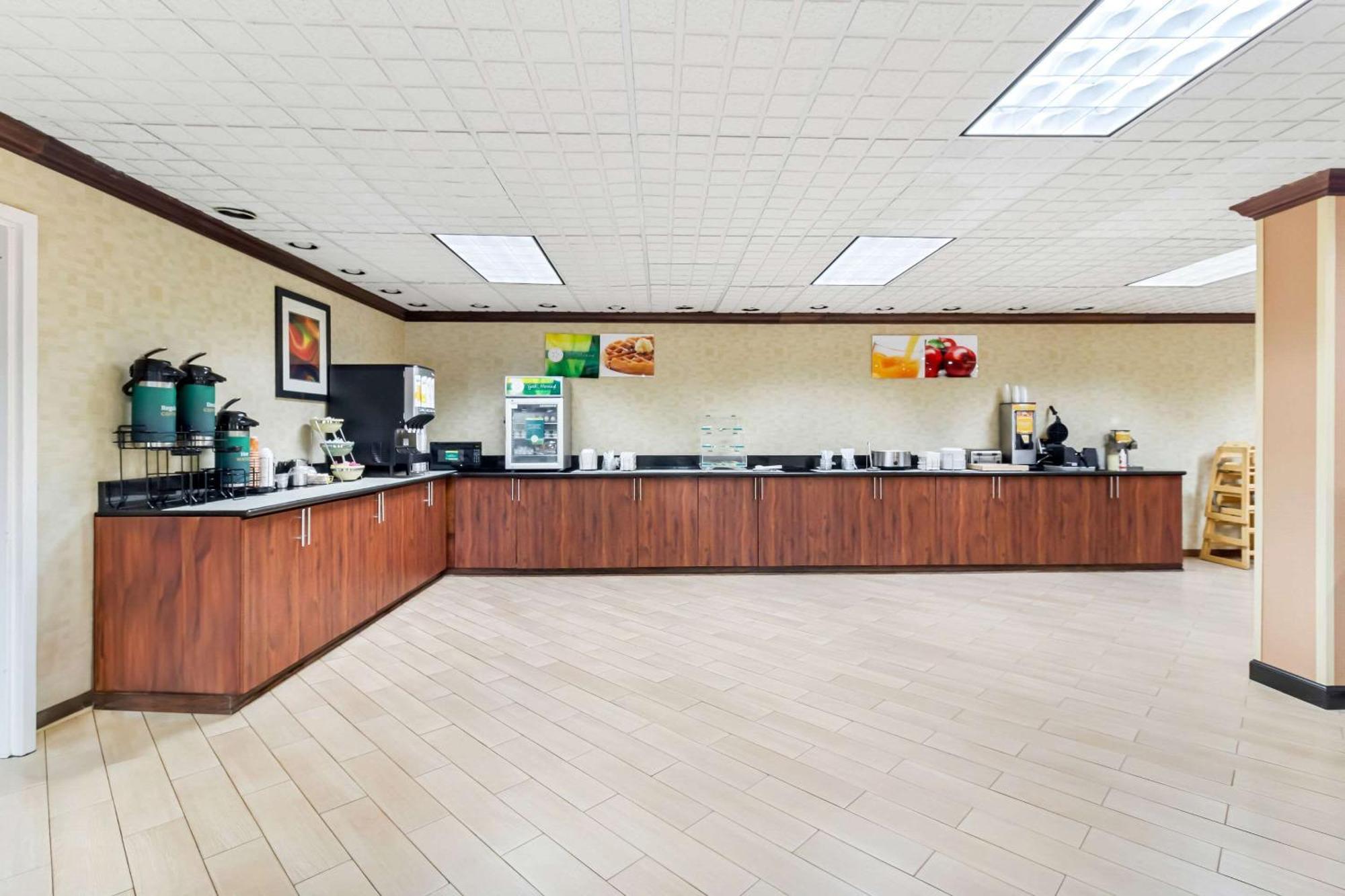Quality Inn & Suites Florence Civic Center מראה חיצוני תמונה