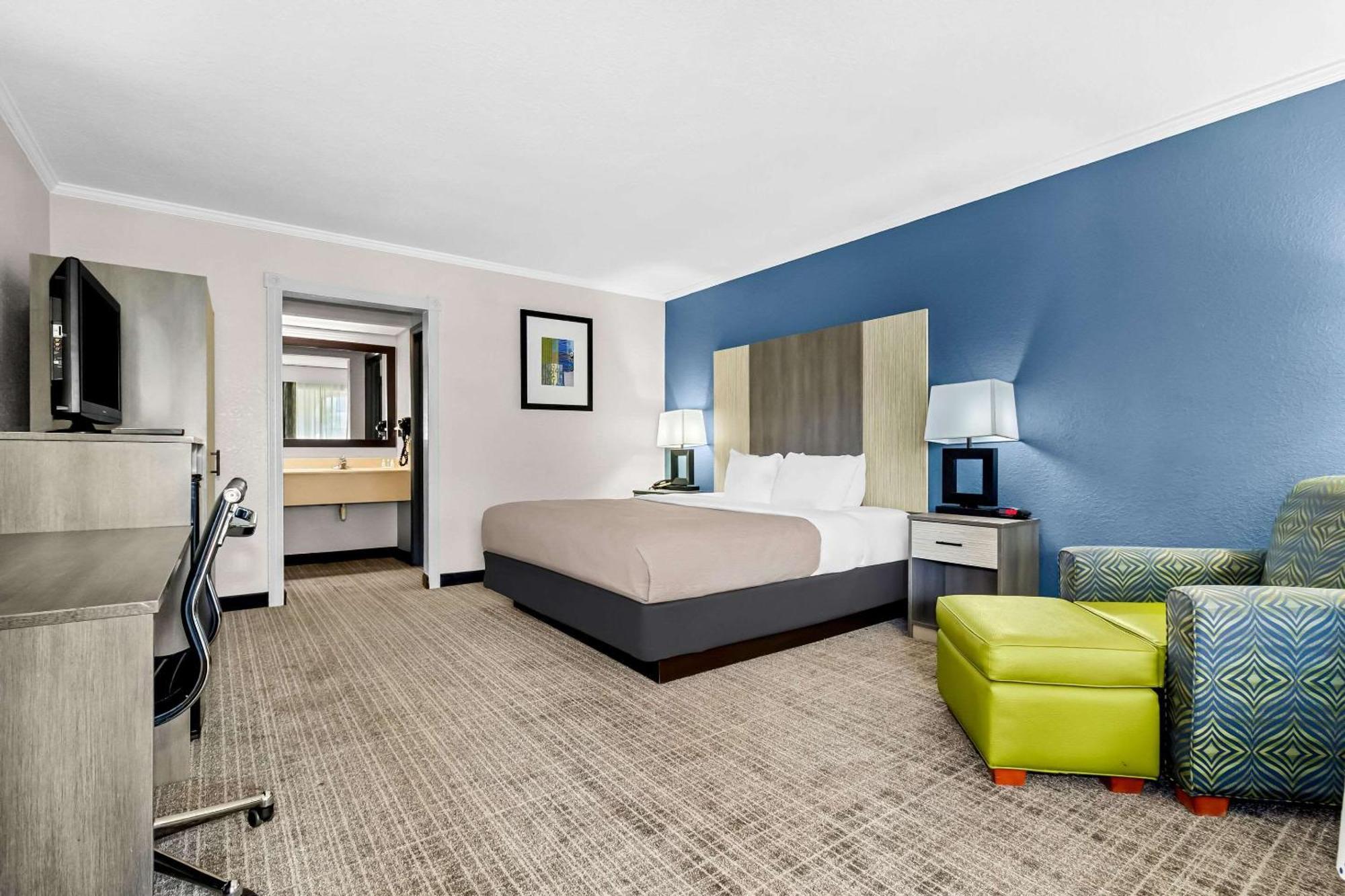 Quality Inn & Suites Florence Civic Center מראה חיצוני תמונה