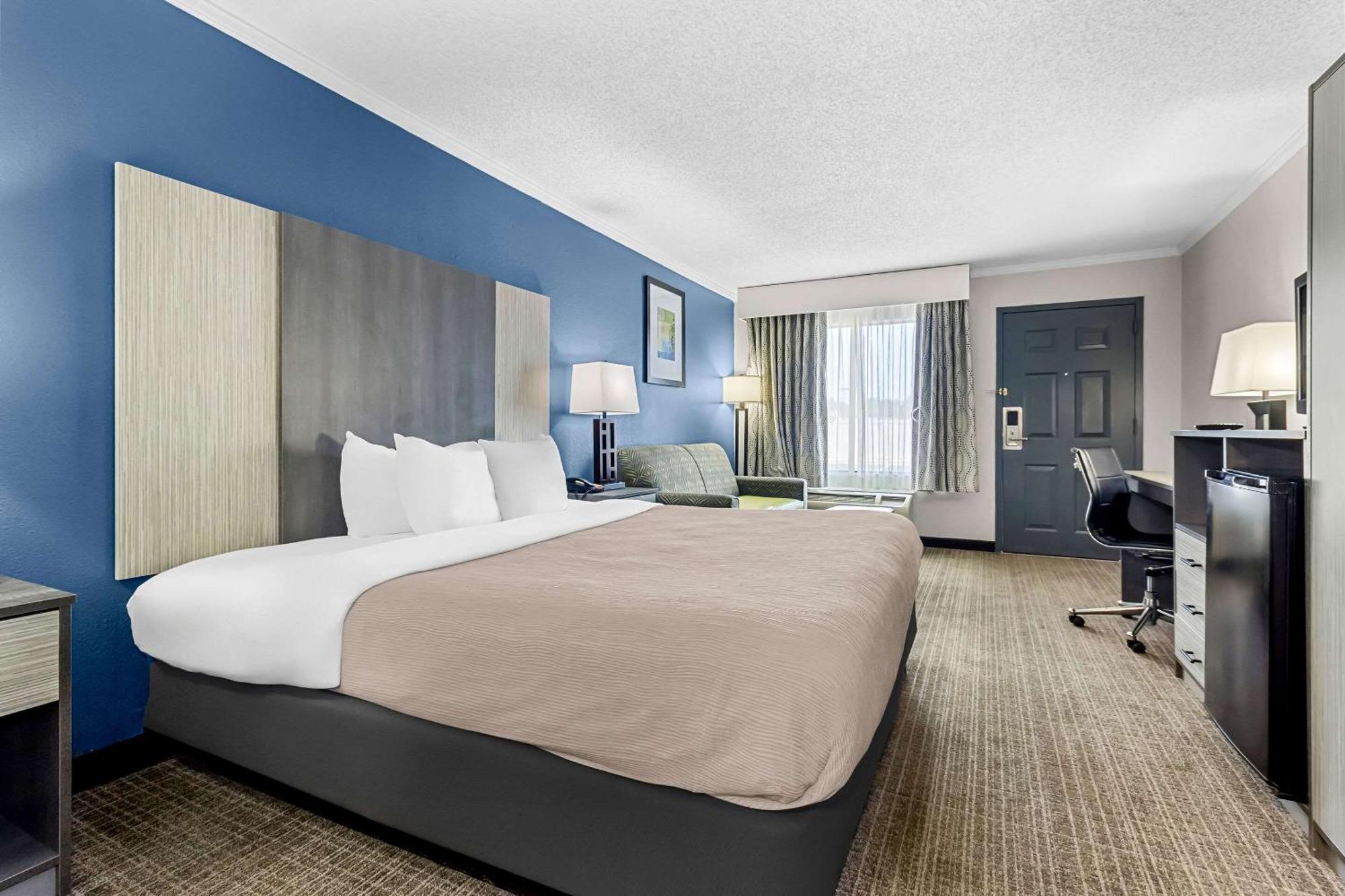 Quality Inn & Suites Florence Civic Center מראה חיצוני תמונה