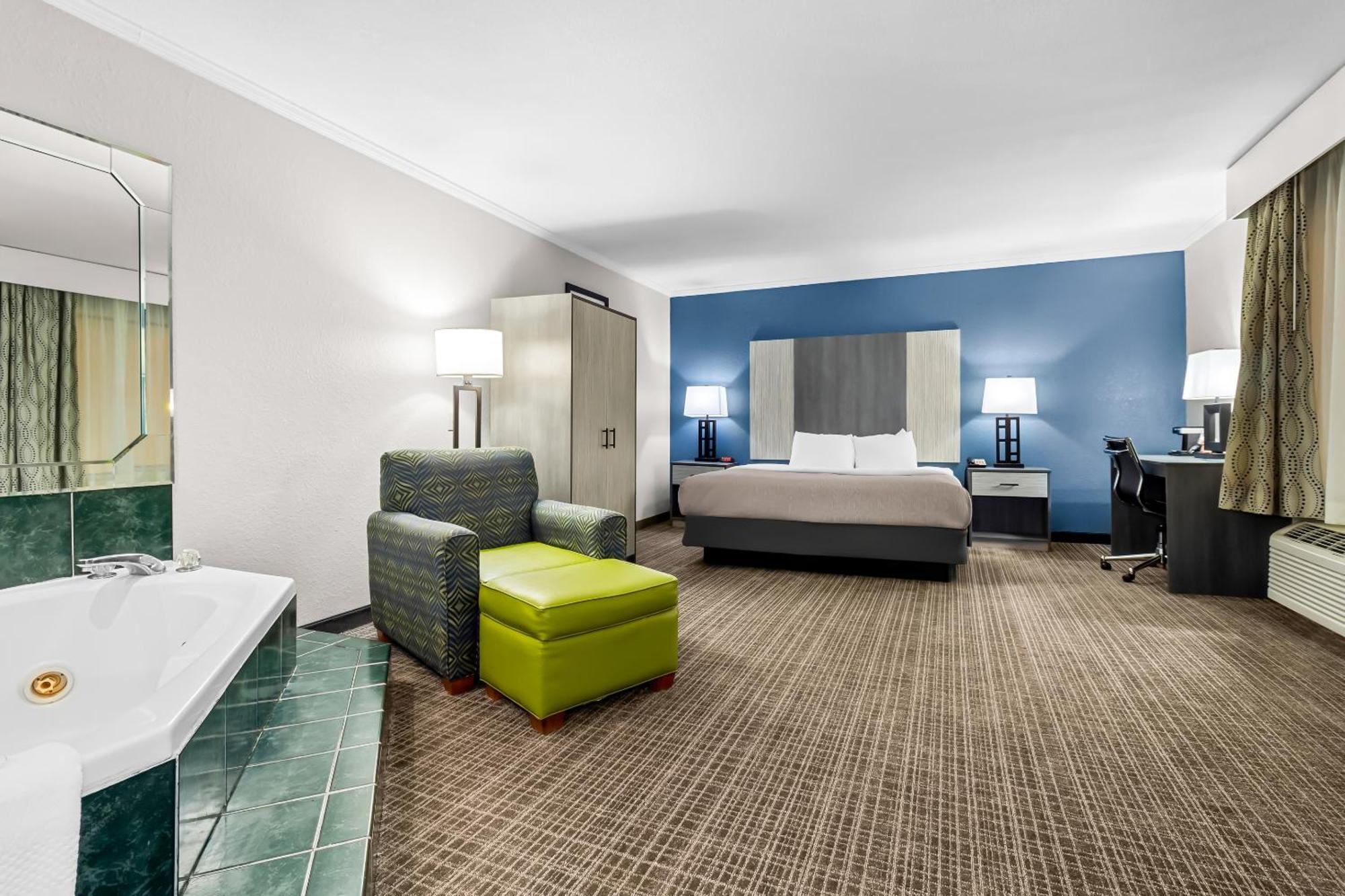 Quality Inn & Suites Florence Civic Center מראה חיצוני תמונה