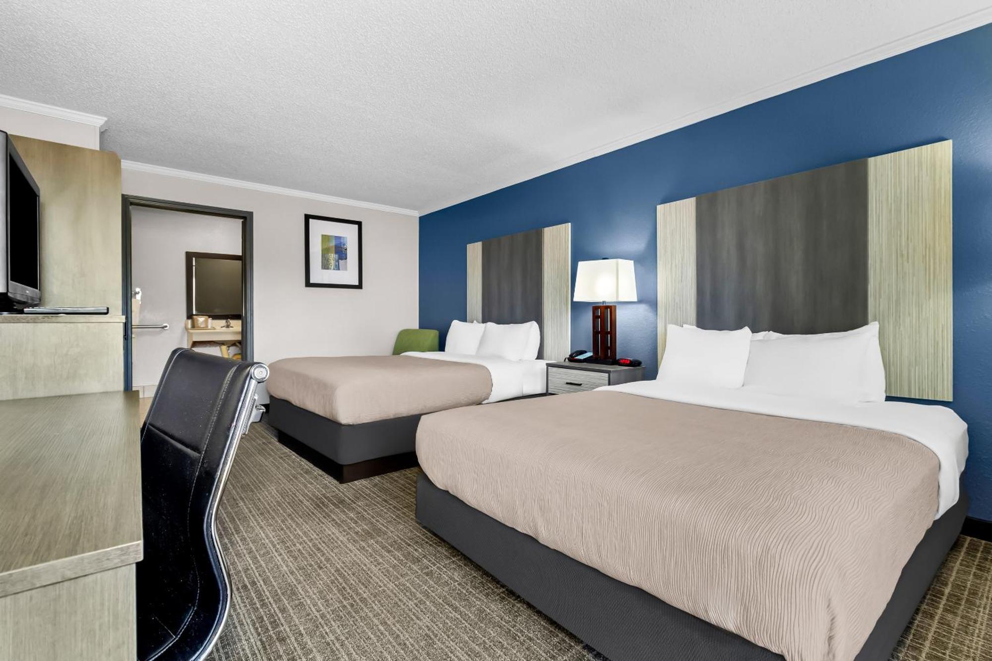 Quality Inn & Suites Florence Civic Center מראה חיצוני תמונה